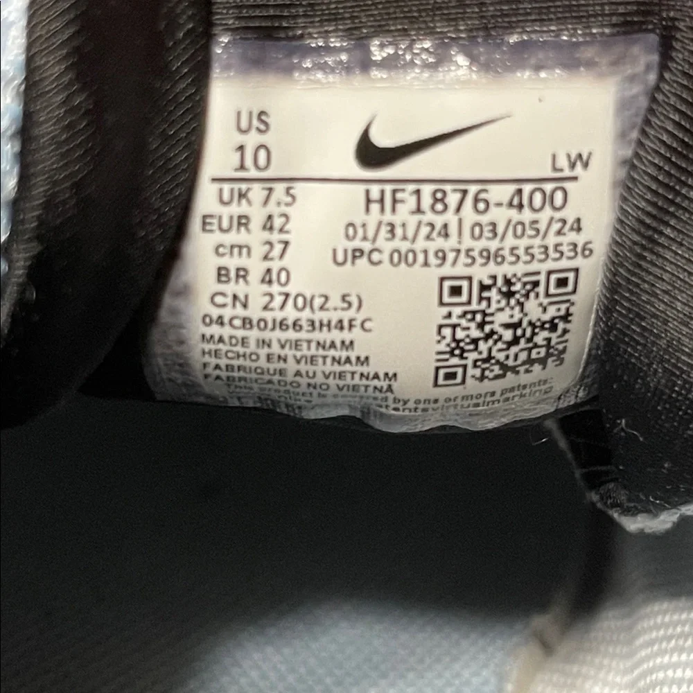 Nike V2K Run | Size 10